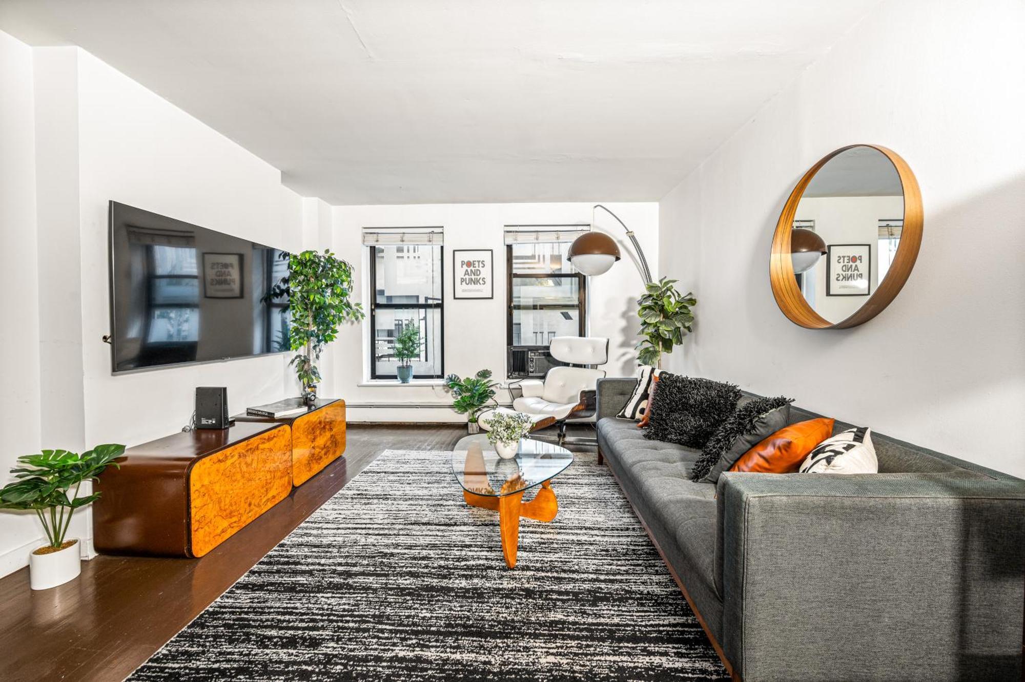 Apartment Modern Monthly Lower East Side One Bedroom