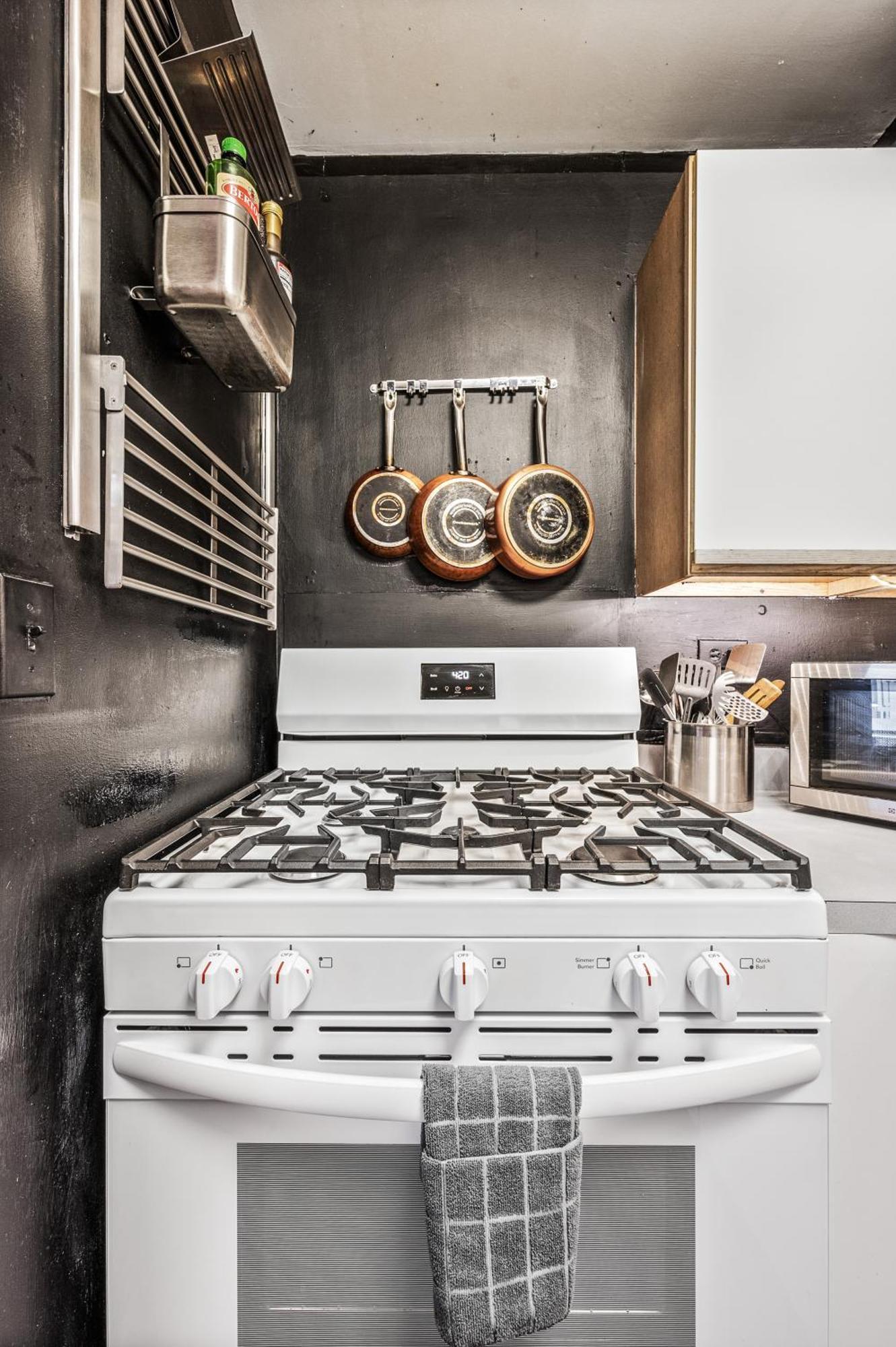 Apartment Modern Monthly Lower East Side One Bedroom