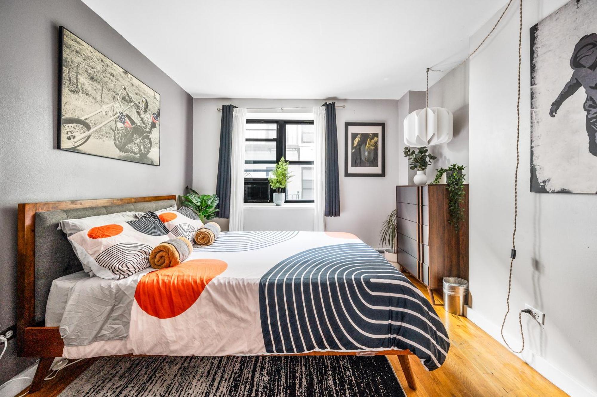 Apartment Modern Monthly Lower East Side One Bedroom